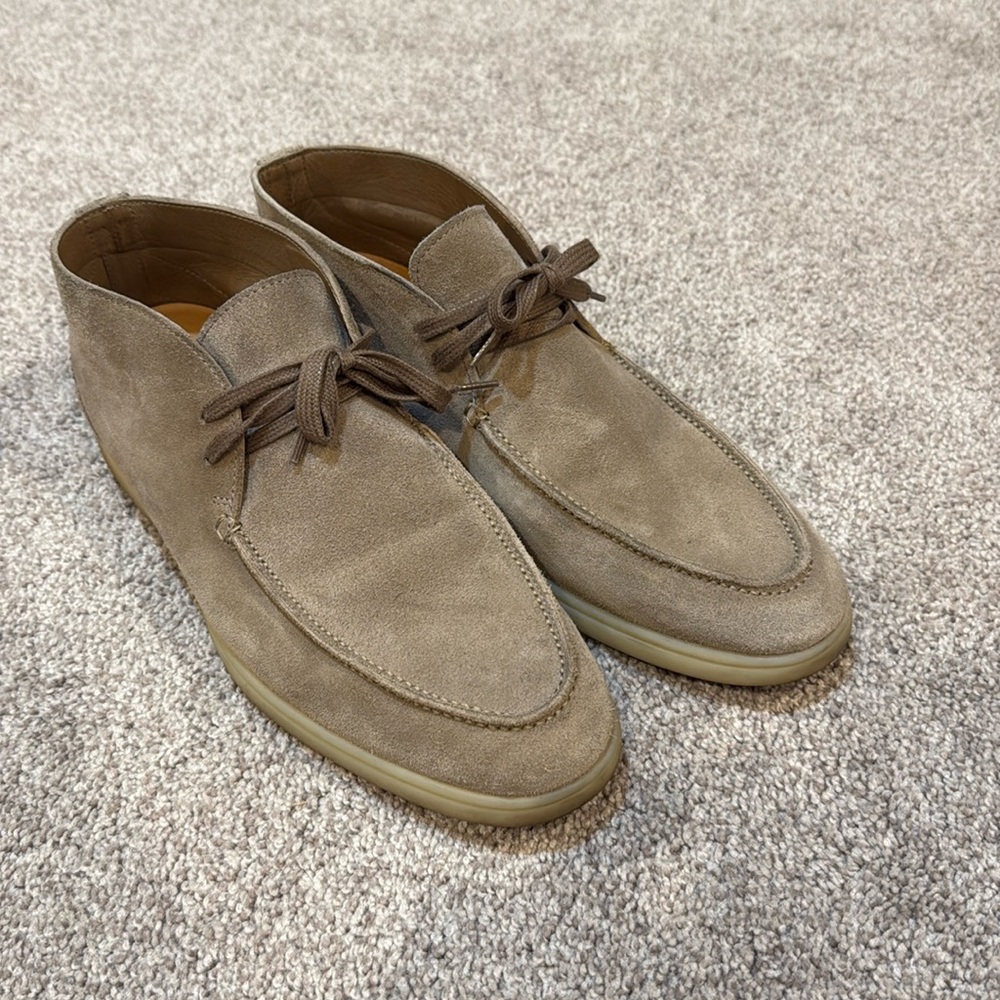 SuitSupply Tan Calf Suede Chukka Boots